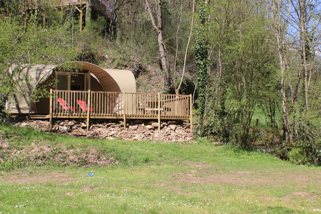 Camping Moulin De Chaules Saint-Constant 外观 照片